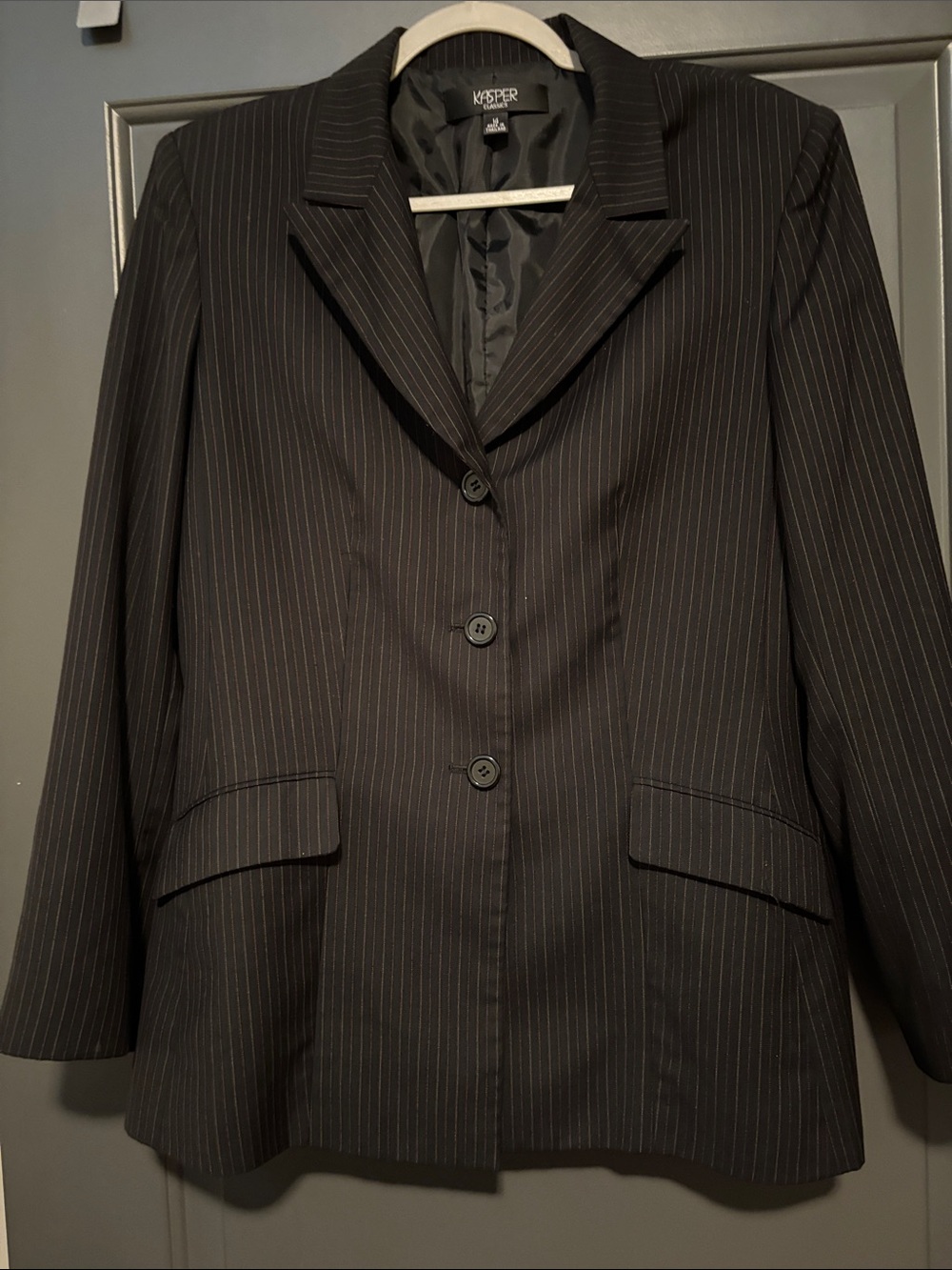 Kasper Black Pinstripe Tailored Women's Blazer